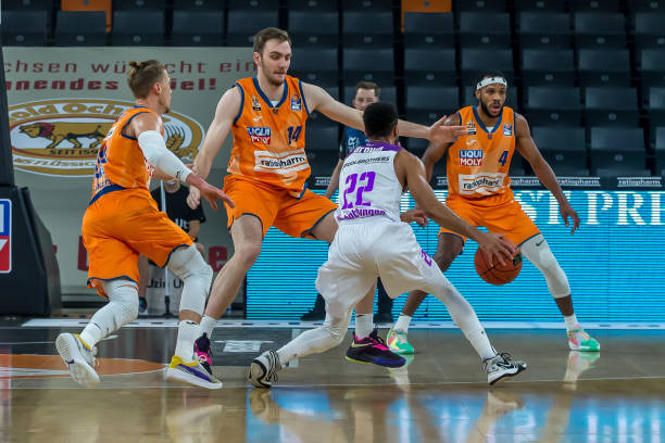 但他们却面 但他们却面