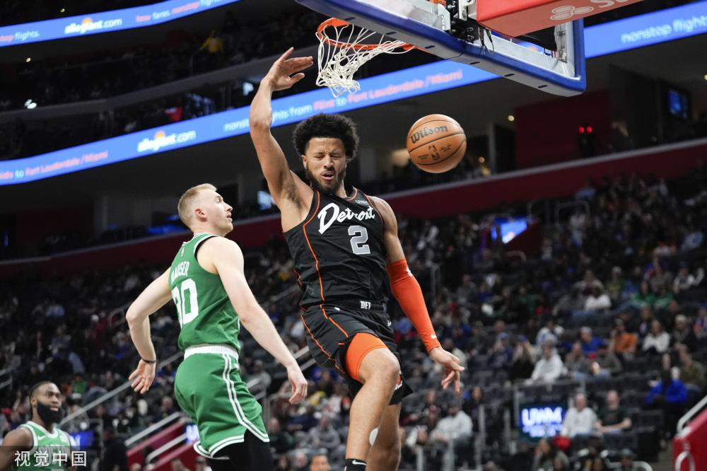 通过卓越的 通过卓越的